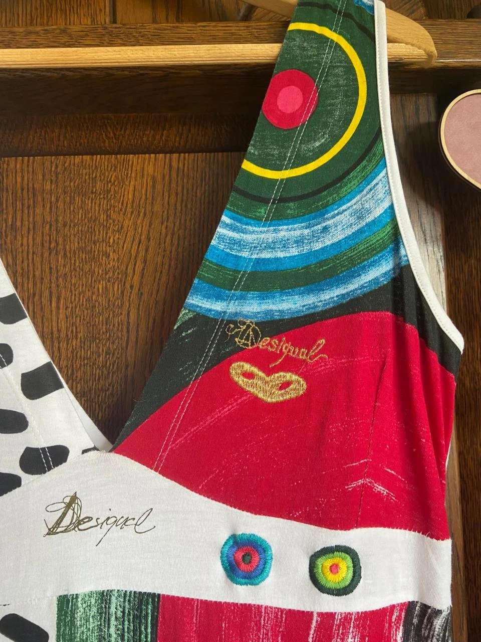 Vestido de verão alças largas, saia baloné. Desigual. Tamanho L – photo 4